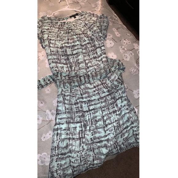 Verify of brand new and barely used clothes - Picture 2 of 8